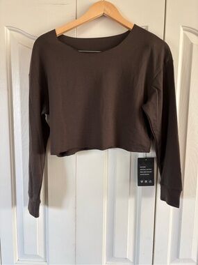 NEER Long Sleeve Crop Top Athletic Gym Workout Pullover Brown Size S